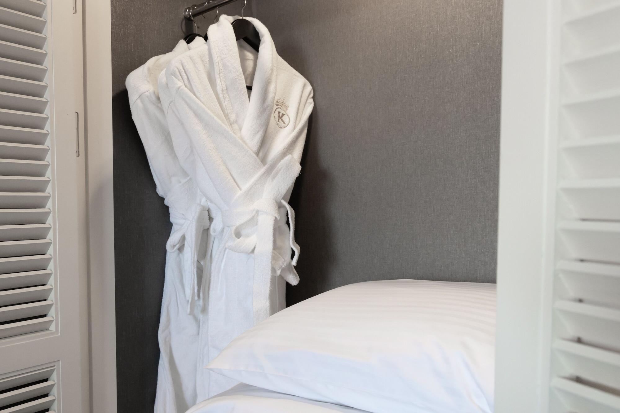 Kensington Hotel Пьончан Екстериор снимка