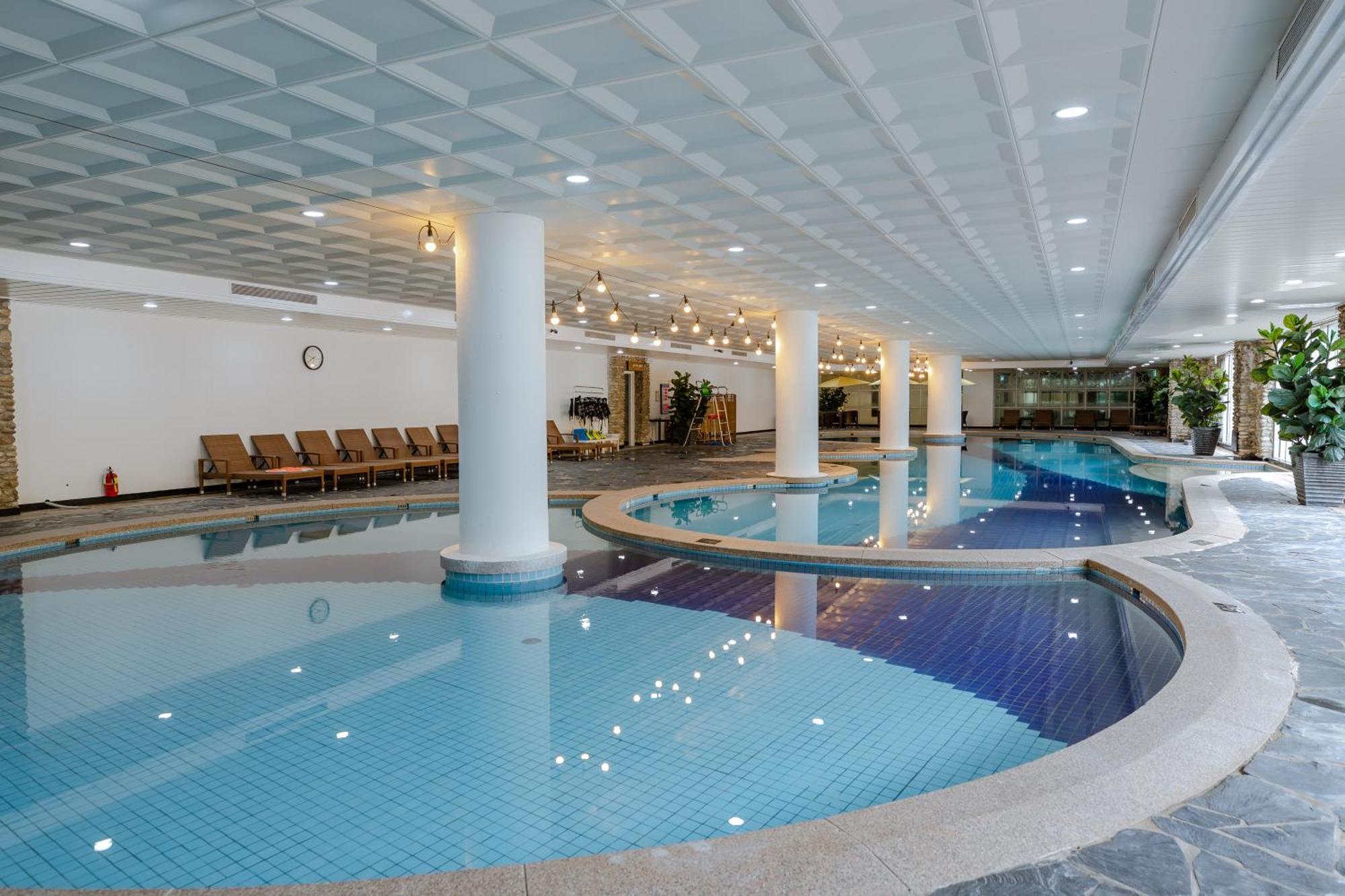 Kensington Hotel Пьончан Екстериор снимка