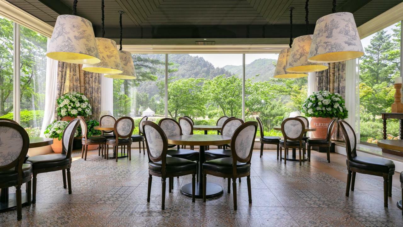 Kensington Hotel Пьончан Екстериор снимка